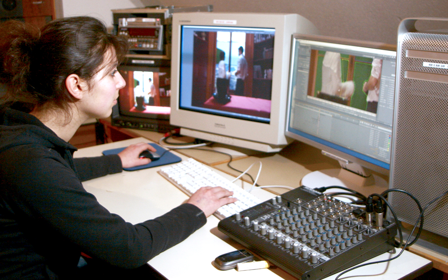 Bts Audiovisuel Option Montage Et Postproduction Débouchés